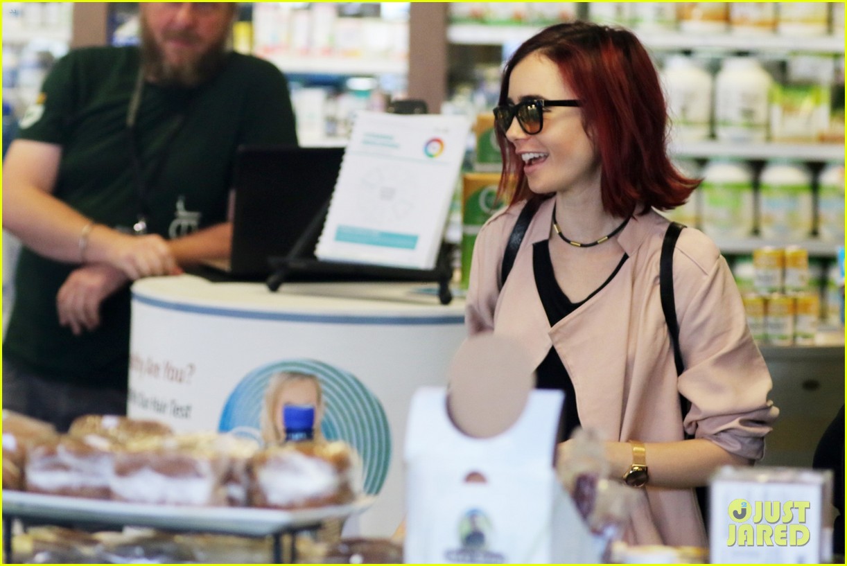 lily collins erewhon shop tycoon pickup 04