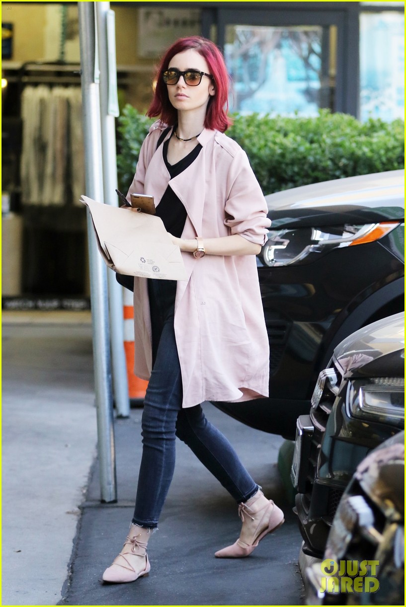 lily collins erewhon shop tycoon pickup 05
