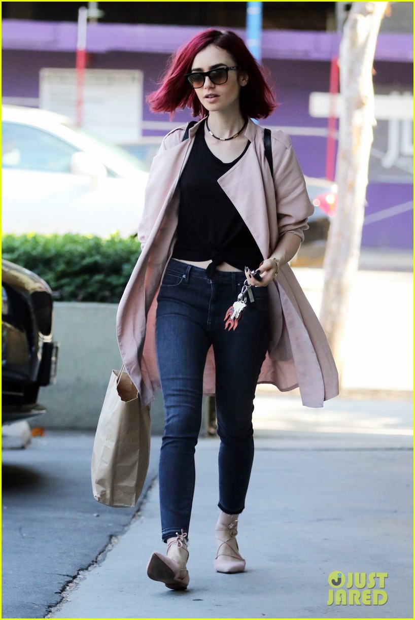 lily collins erewhon shop tycoon pickup 10