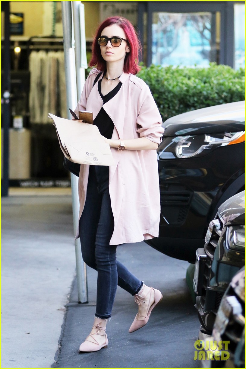 lily collins erewhon shop tycoon pickup 14