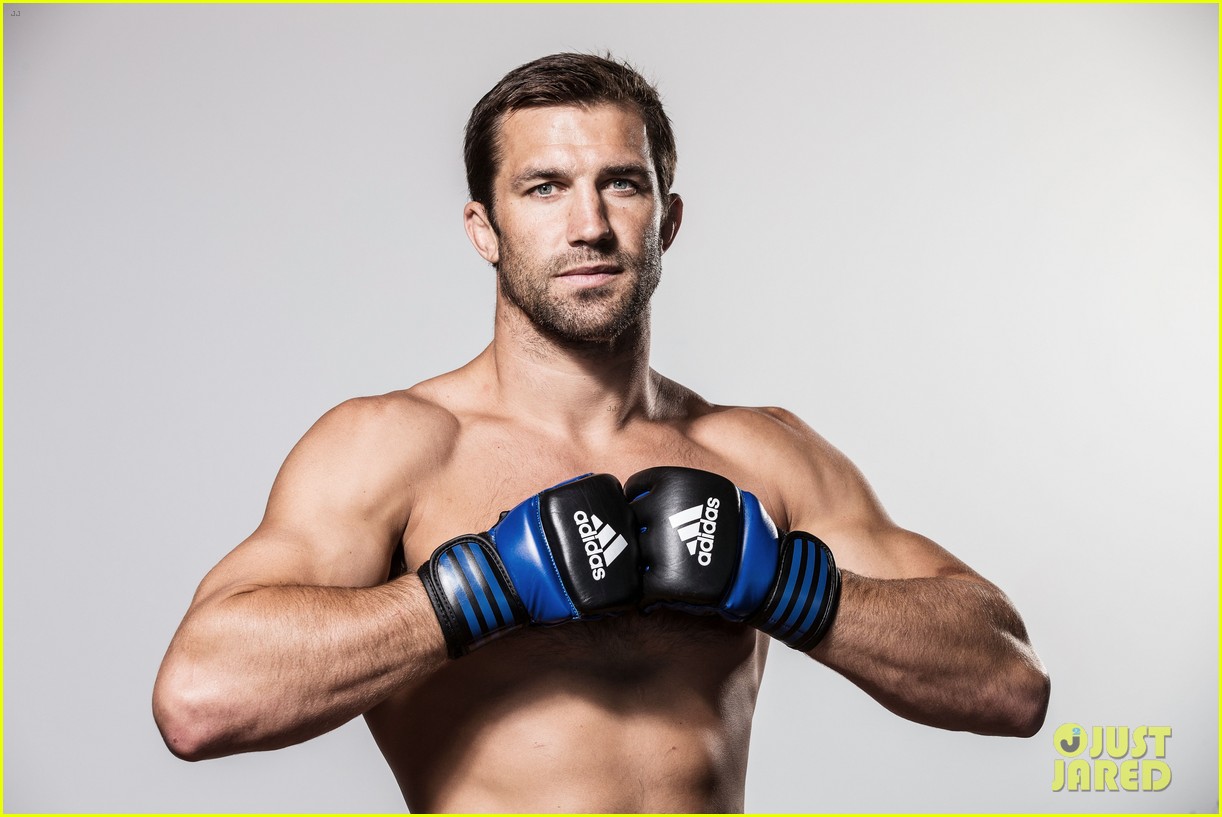 demi lovato is reportedly dating ufc fighter luke rockhold 08