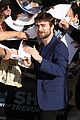 daniel radcliffe makes it clear that he really doesnt mind talking about harry potter 12