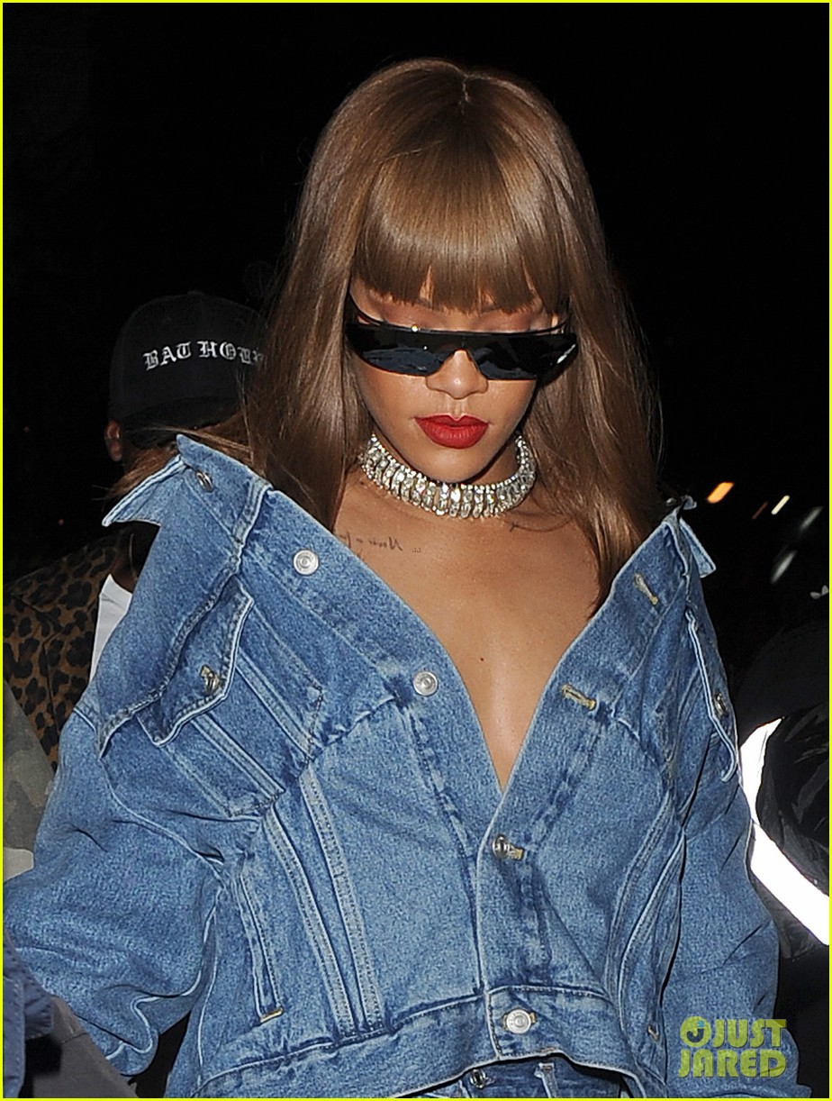 rihanna and justin bieber party together at a nightclub in london 24
