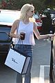 emma roberts does some shopping saturday 12