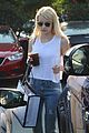 emma roberts does some shopping saturday 15