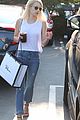 emma roberts does some shopping saturday 21