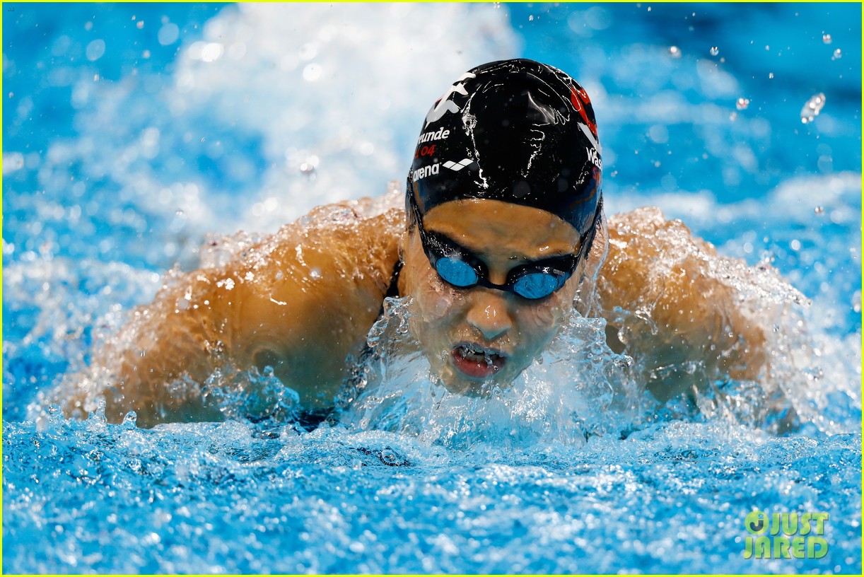 who is yusra mardini olympics refugee swimmer 03