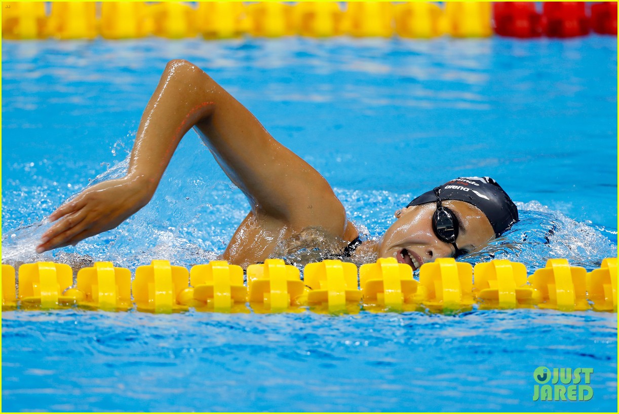 who is yusra mardini olympics refugee swimmer 13