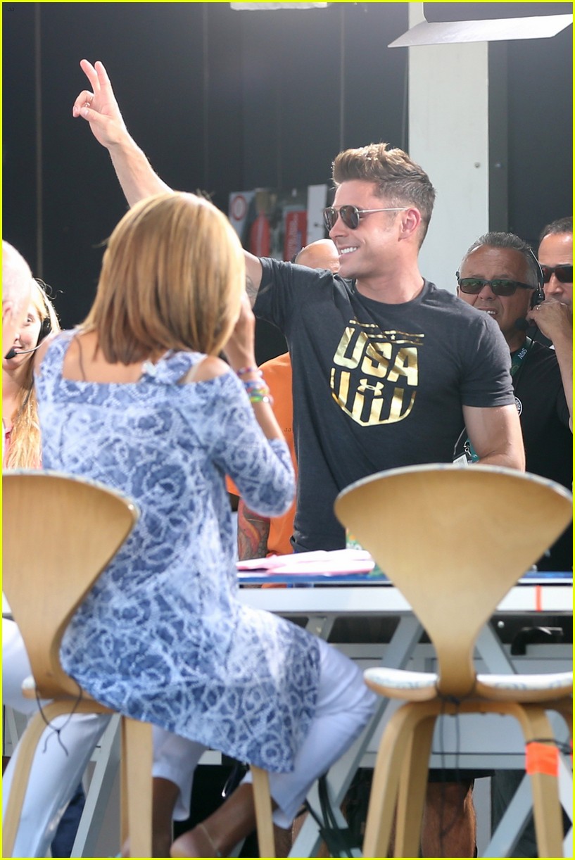 zac efron wants to get pizza with the final five 10
