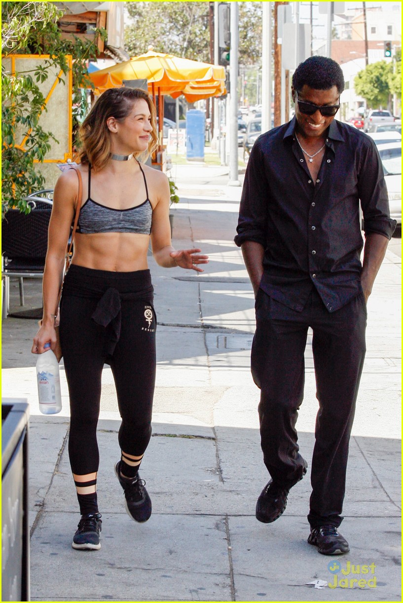 allison holker babyface practice shows abs after baby 14