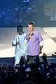 justin bieber flashes his abs during paris concert 08