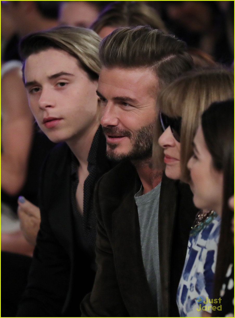 brooklyn beckham supports mom victoria at nyfw 02