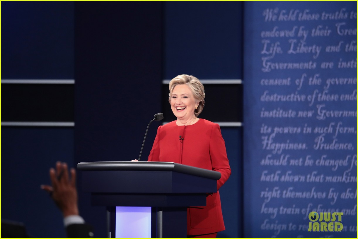 celebs tweet presidential debate 11
