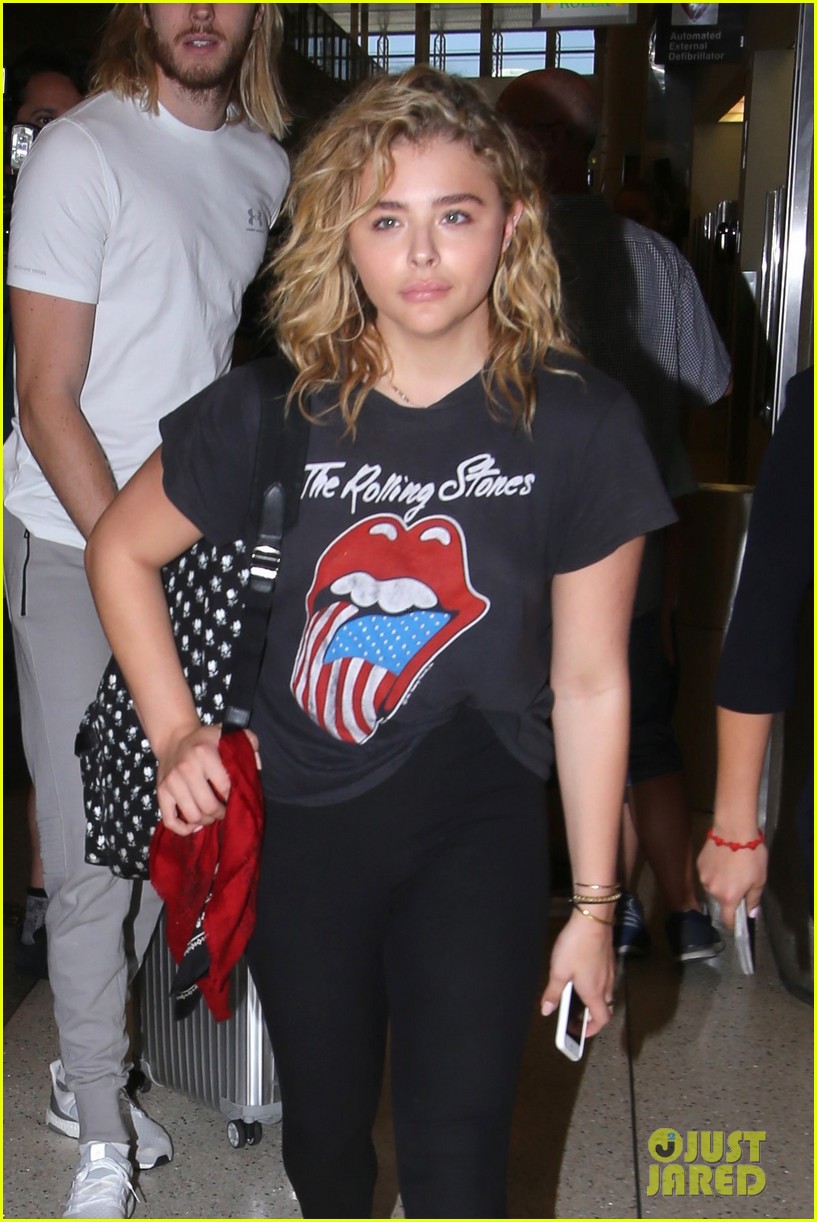 chloe moretz says people misjudge her shyness for being standoffish00609mytext