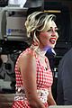miley cyrus defends her stance on not walking red carpets 01