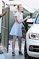 elle fanning heads to the hair salon for a weekend appointment 03
