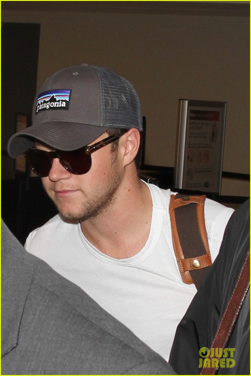 niall  horan jets off to goldf tournament in minnesota02206mytext