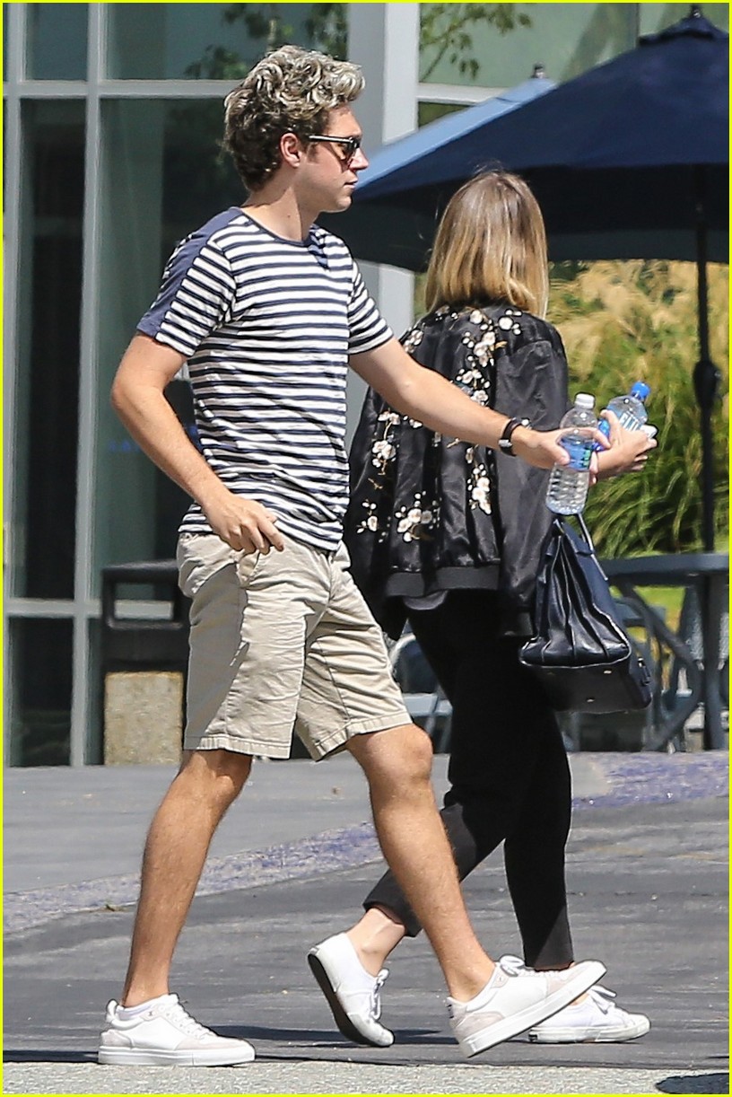 niall horan steps out in beverly hills 08