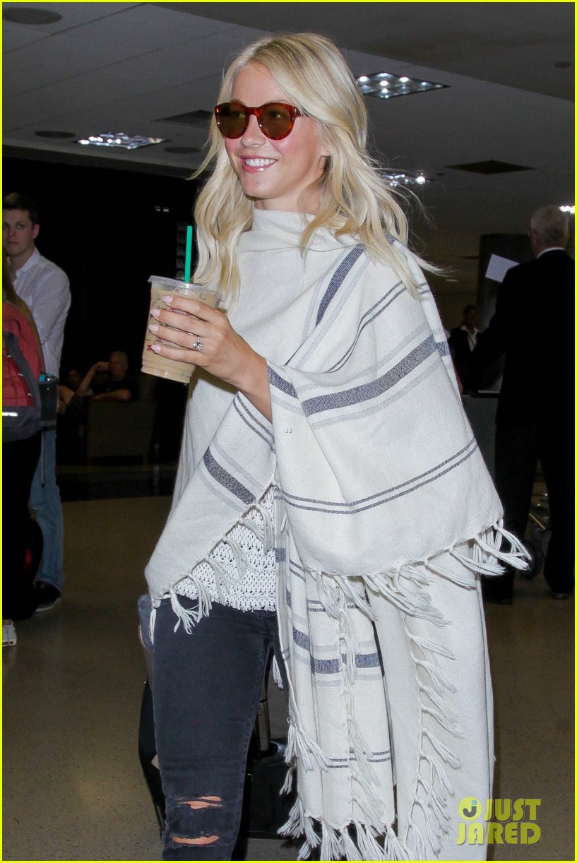 julianne hough grabs an iced coffee after arriving at lax airport 02