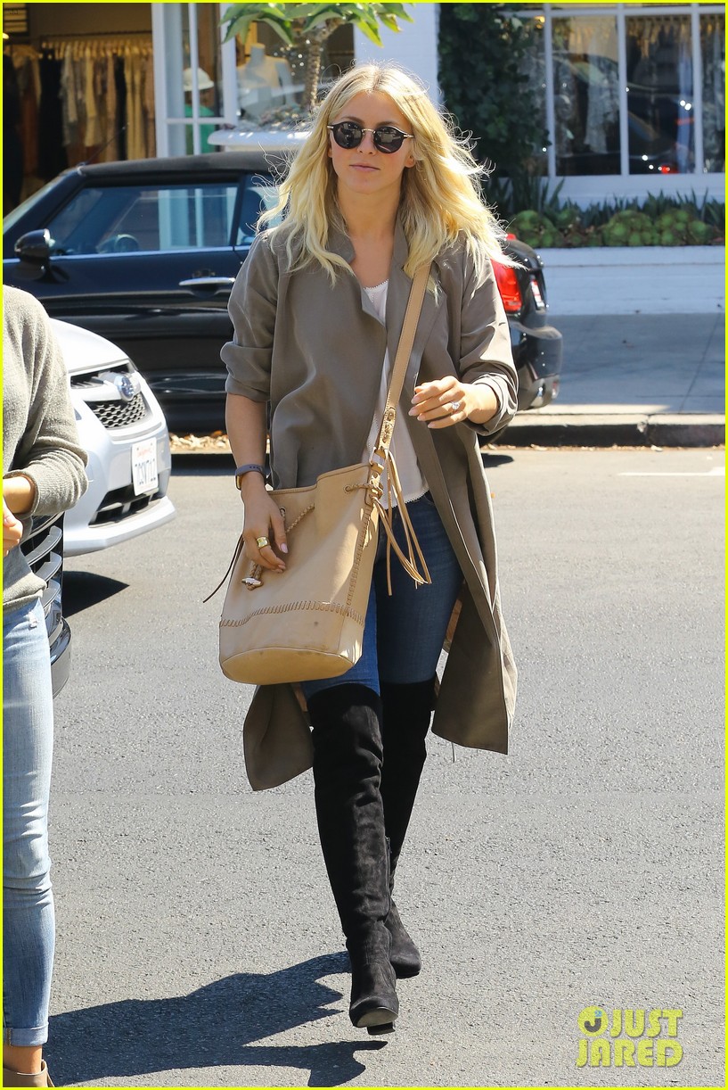 julianne hough enjoys her afternoon shopping00202mytext