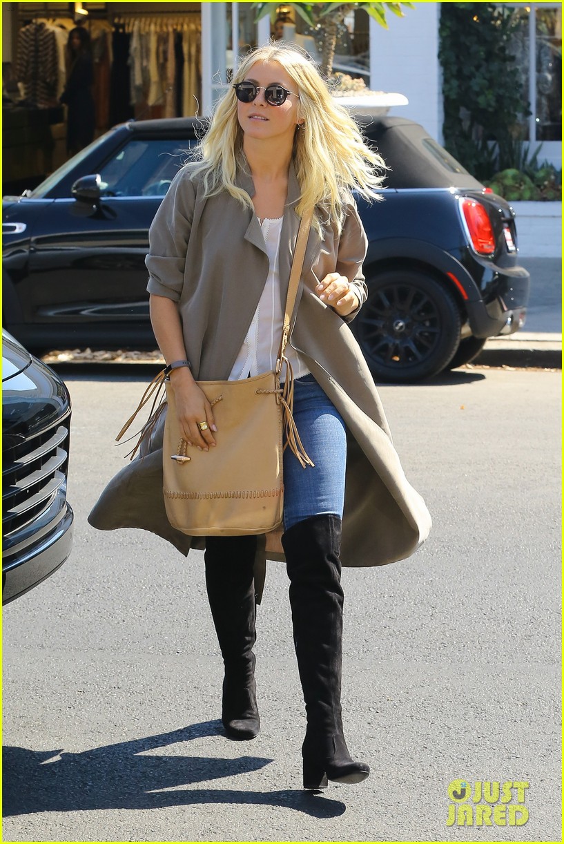 julianne hough enjoys her afternoon shopping00909mytext
