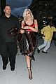 kylie jenner shows off new blonde hair 05