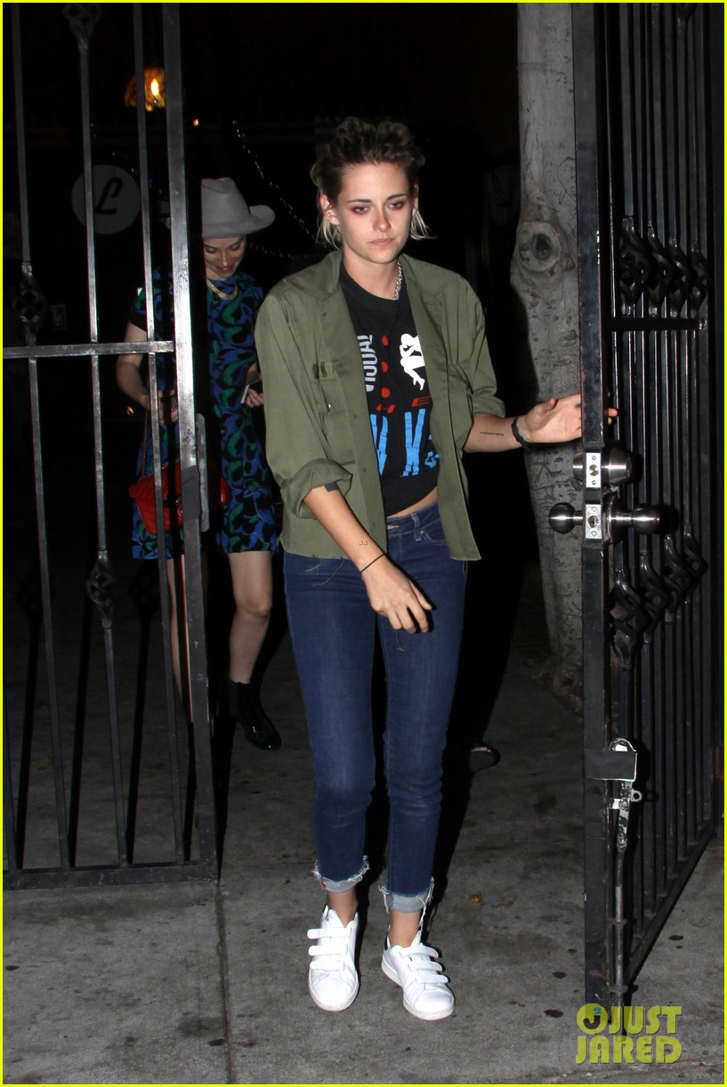kristen stewart hangs out with st vincent in weho505mytext
