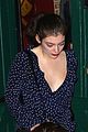 lorde has star studded dinner with gal pals 03