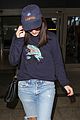 lorde lays low while arriving in la00714mytext
