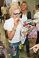 pixie lott almost cries with happiness at brazil airport 19