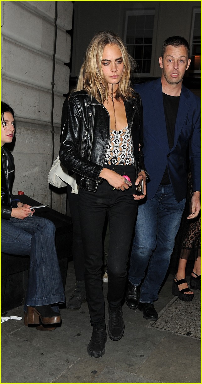 amber heard cara celevingne step out at love magazine party 14