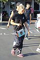 sofia richie grabs lunch with pals00414mytext