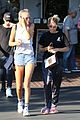 sofia richie grabs lunch with pals00907mytext