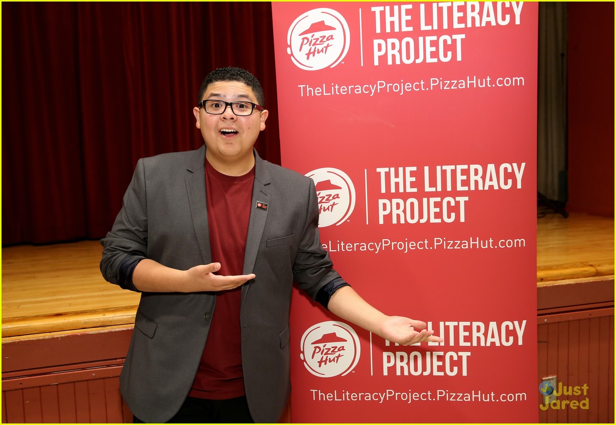 rico rodriguez literacy project pizza hut nyc 02