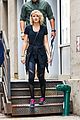 taylor swift steps out after tom hiddleston breakup 03