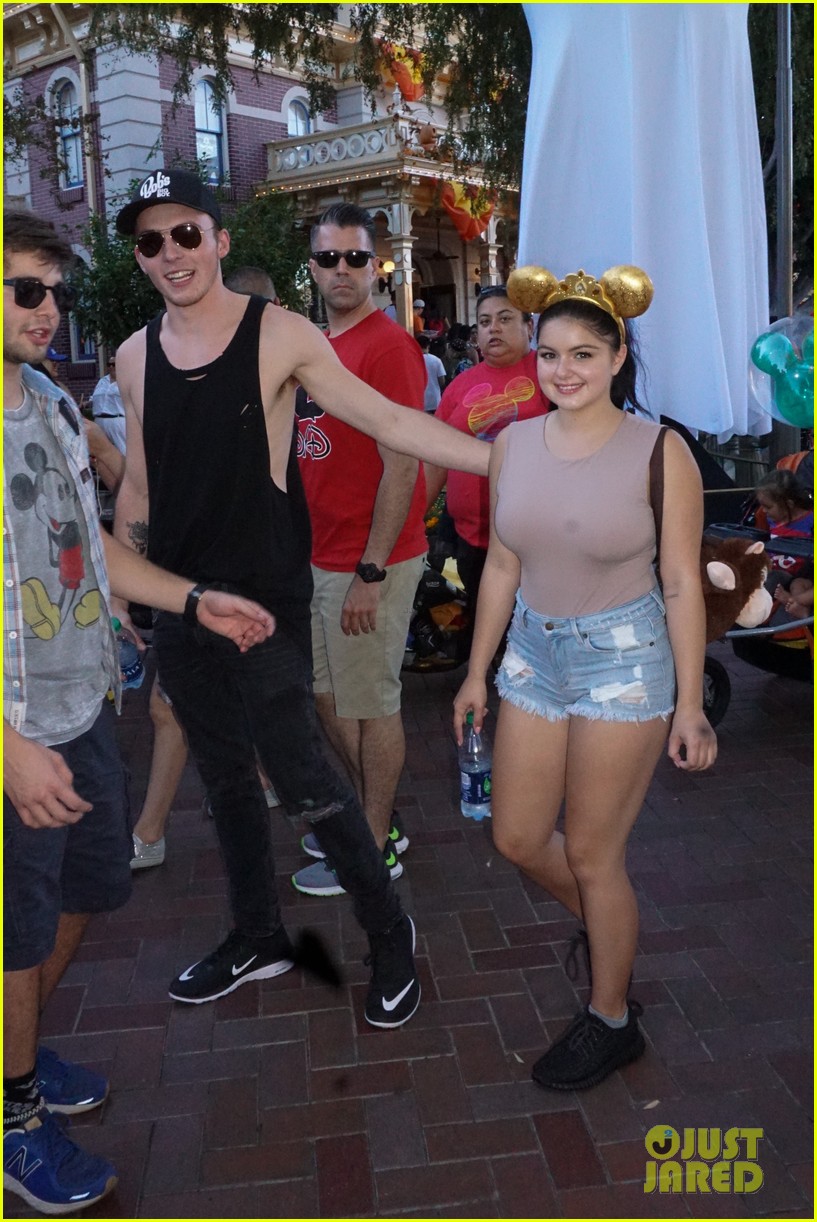 ariel winter hits disneyland after rogue feature debuts 10