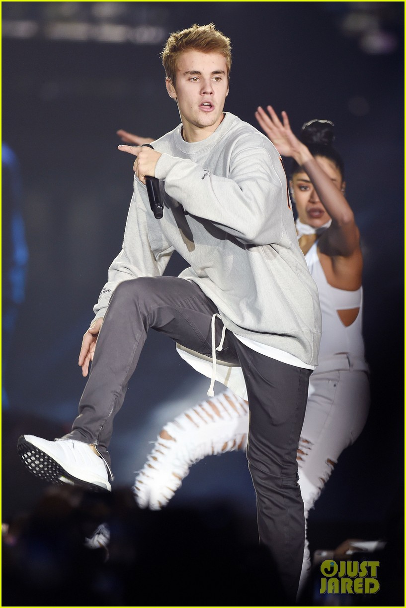 justin bieber manchester concert stop screaming again 11