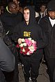 justin bieber bought roses for his fans after his performance in london 12