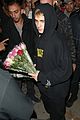 justin bieber bought roses for his fans after his performance in london 15