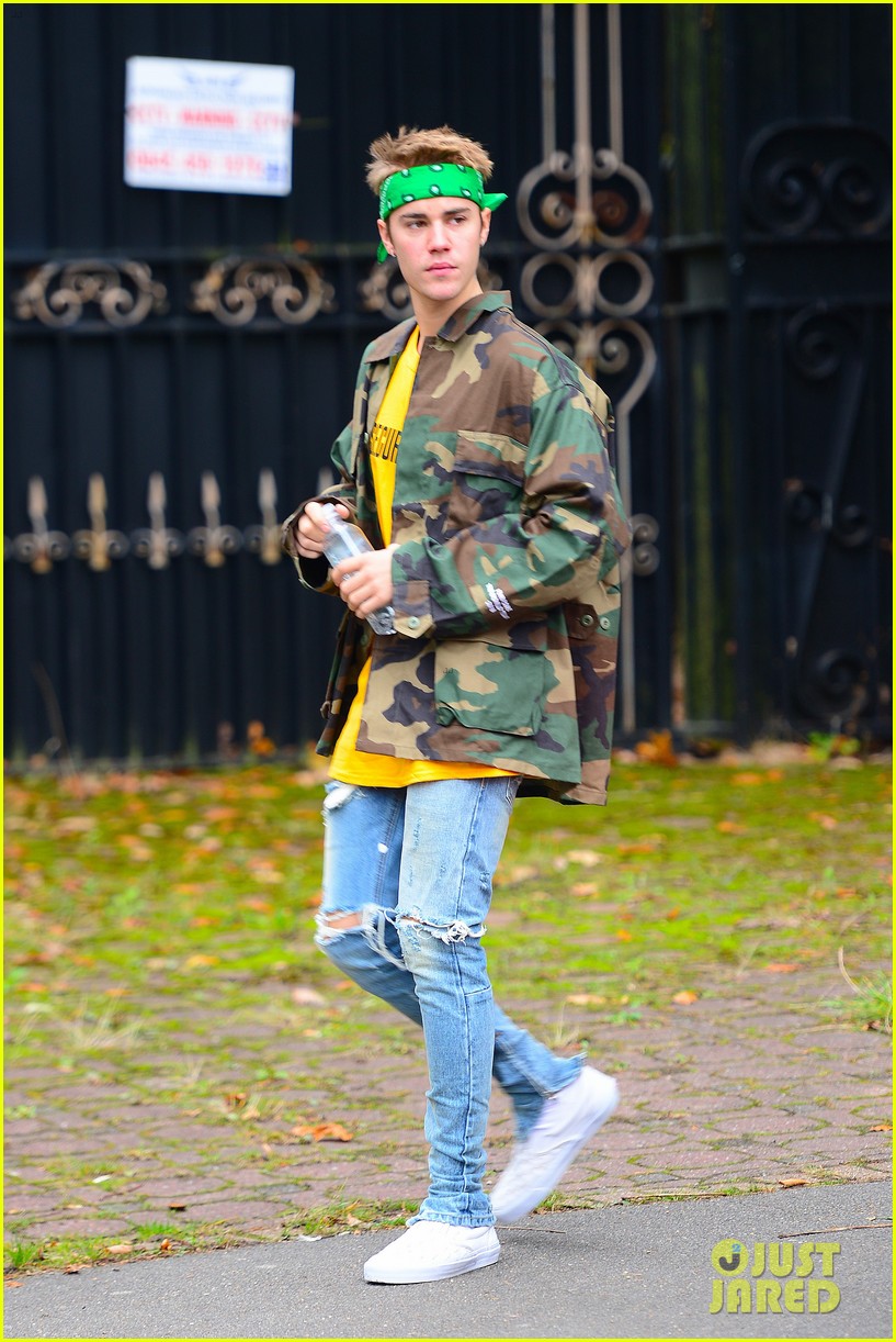 justin bieber and sofia richie are reportedly still talking remain close friends 13