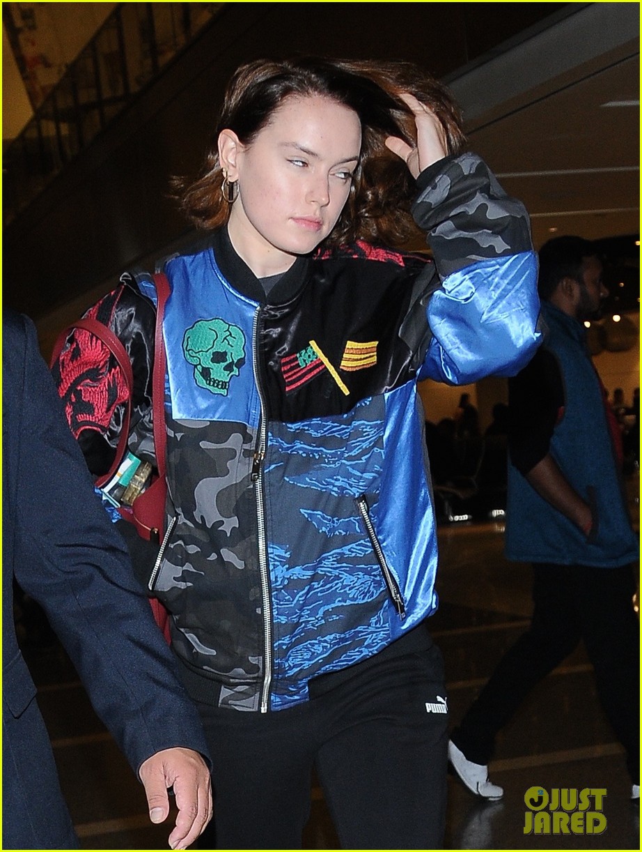 daisy ridley jets out of los angeles 04