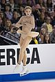 ashley wagner support behind gracie gold skate america 13