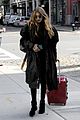 gigi hadid returns to nyc after trip to beverly hills 14
