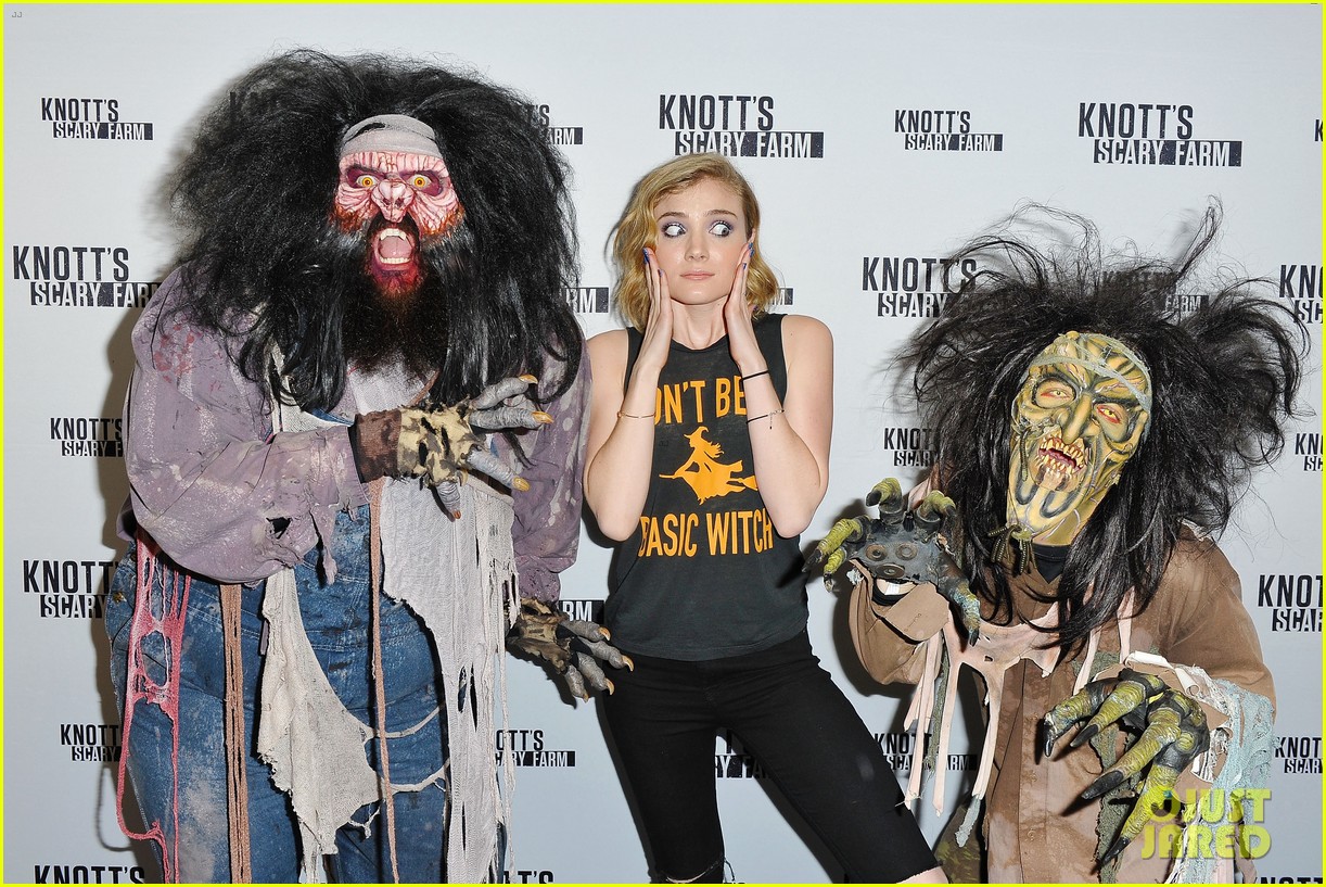 lydia hearst becomes ghost town monster for knotts scary farm 06