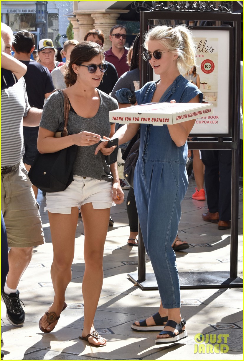 julianne hough picks up pizza at the grove 12