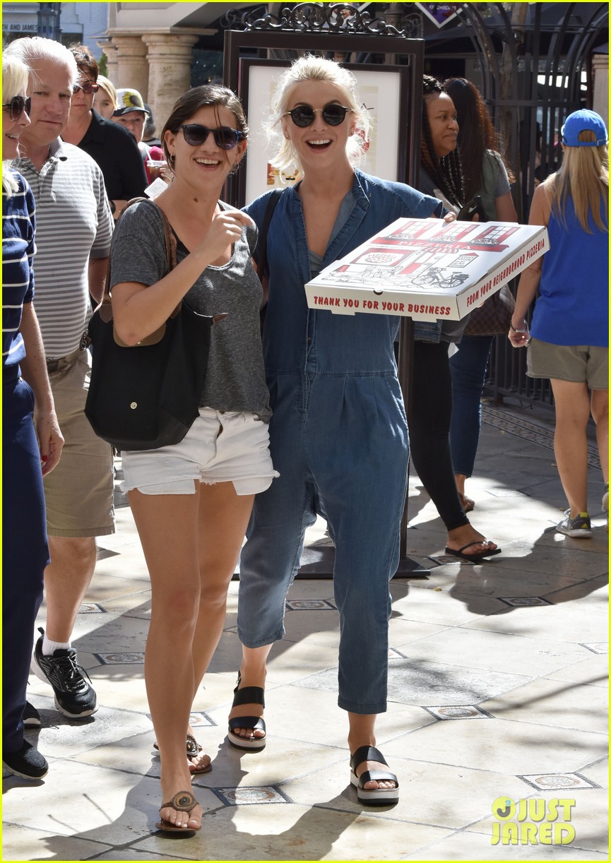 julianne hough picks up pizza at the grove 18
