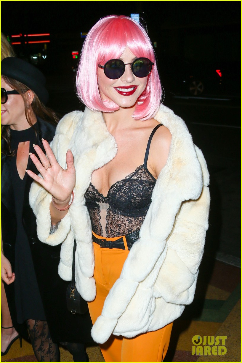 julianne hough wears a pink wig for halloween costume 06