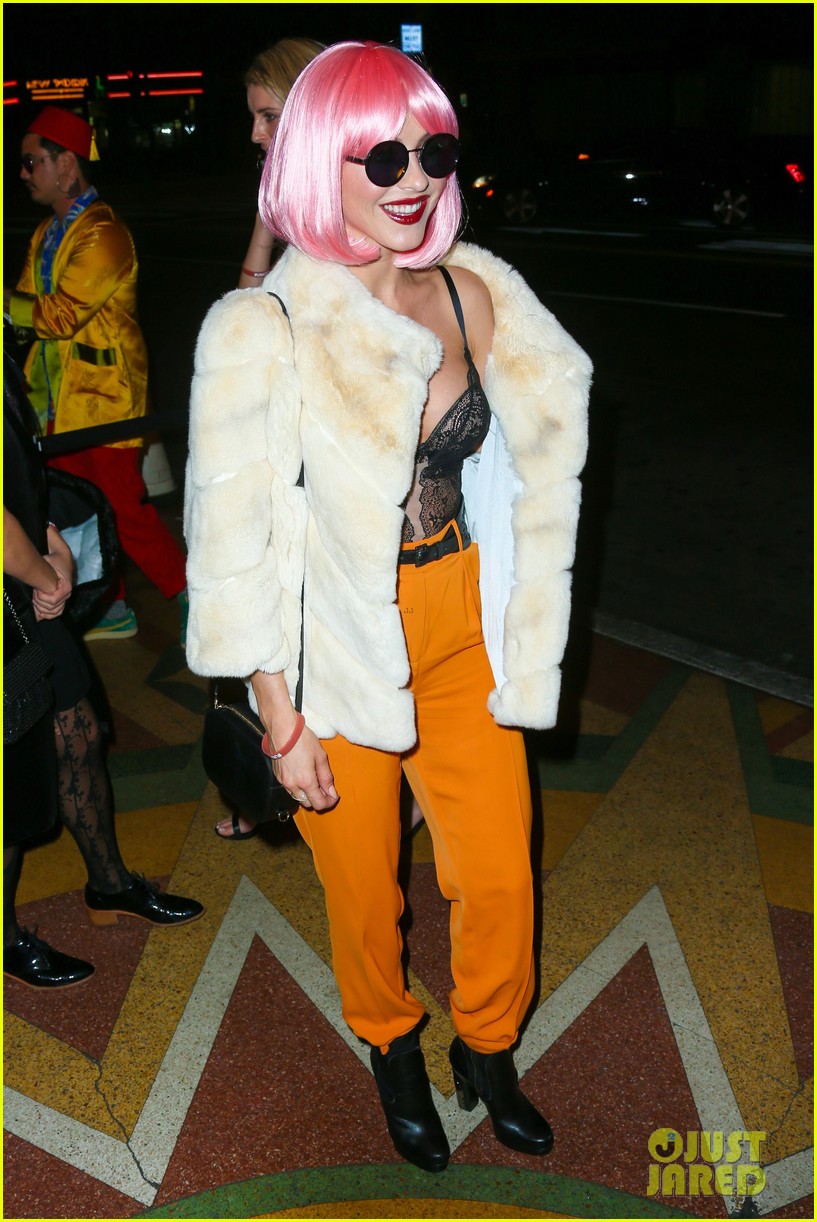 julianne hough wears a pink wig for halloween costume 14