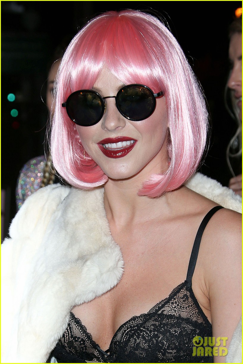 julianne hough wears a pink wig for halloween costume 15
