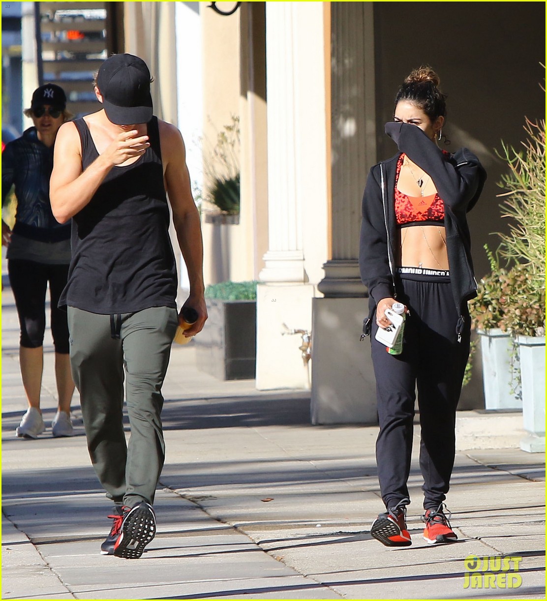 vanessa hudgens hits the gym after her halloween themed night 07